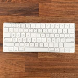 Apple keyboard